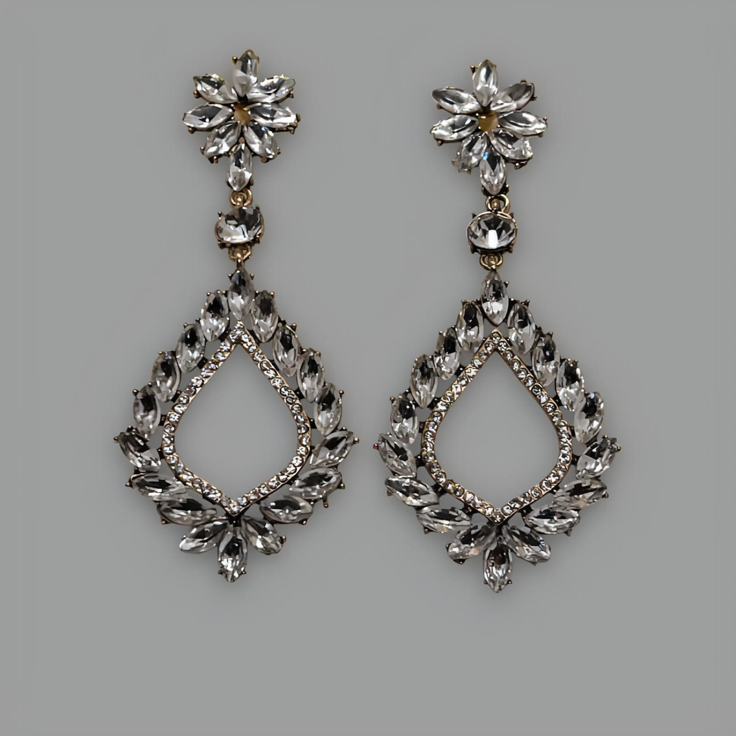 NōIR Crystal Drop Earrings