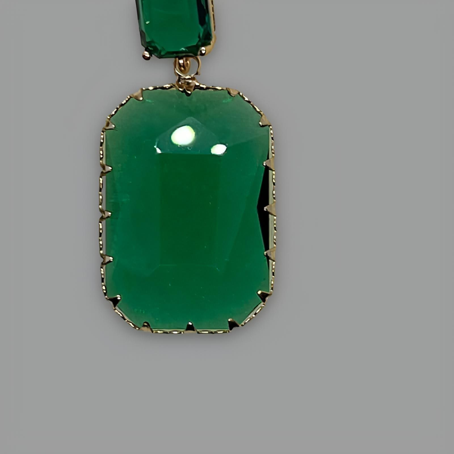 Pendants d'oreilles en cristal vert NōIR