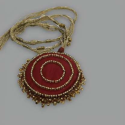 Mōgra Embroidered Threaded Necklace - Rouge