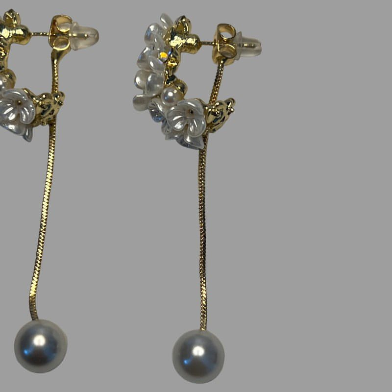 VERSAILLES Pearl Fleur Drop Earrings