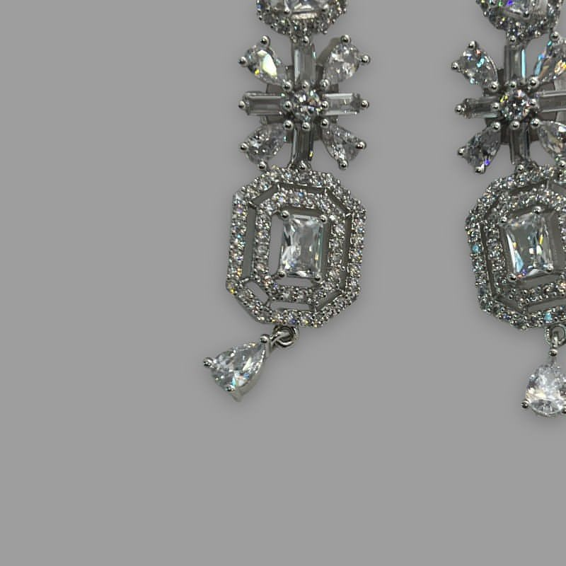 Boucles d'Oreilles Paonne Zircon Plaqué Or 18K